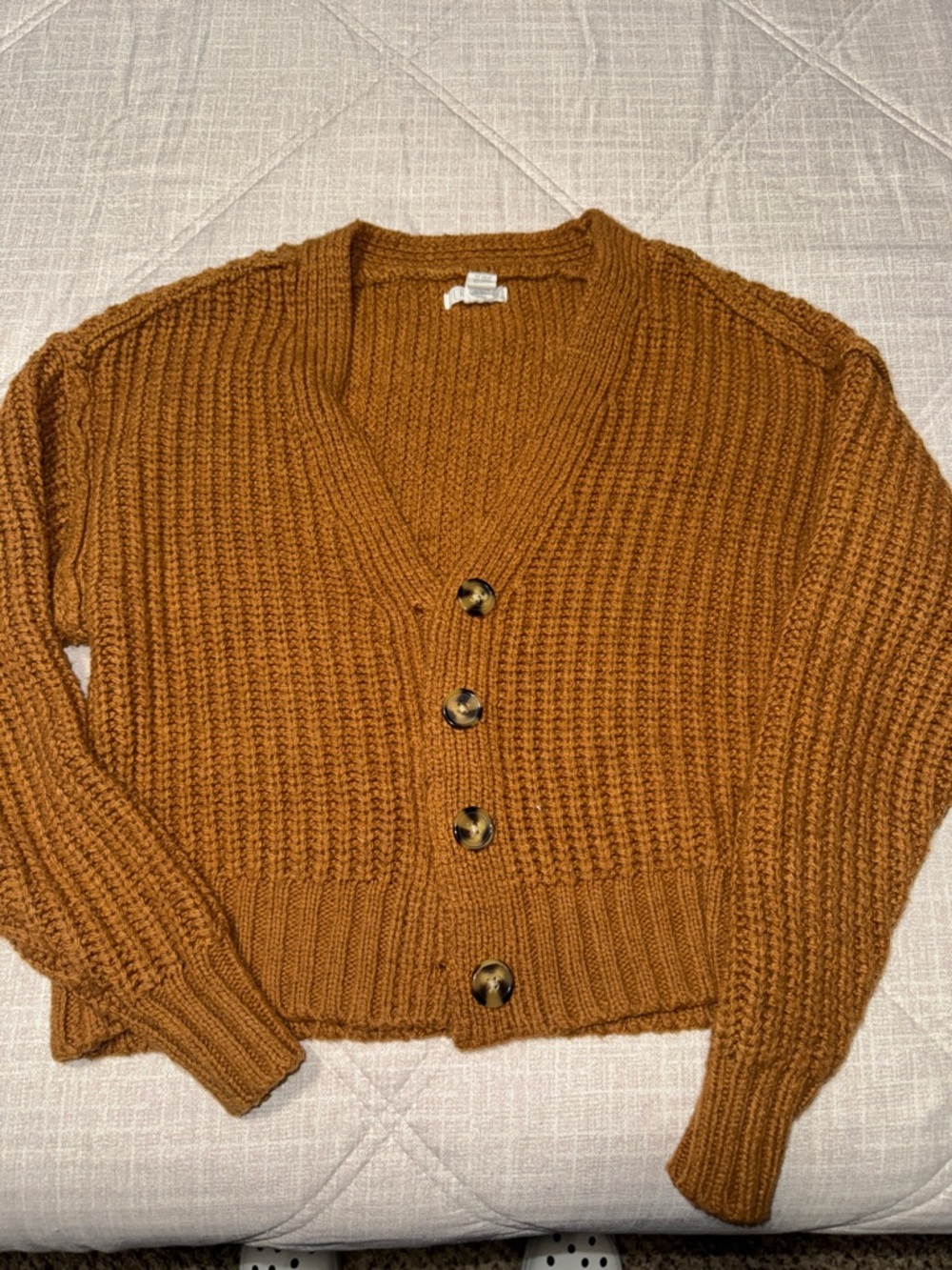 Tilly's Rust-Colored Chunky V‑Neck Cropped Cardigan